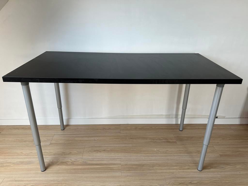 Tafel/bureau ‘vika amon’ IKEA - verstelbare poten (75*150cm), Maison & Meubles, 150 à 200 cm, Enlèvement, Utilisé, 50 à 100 cm