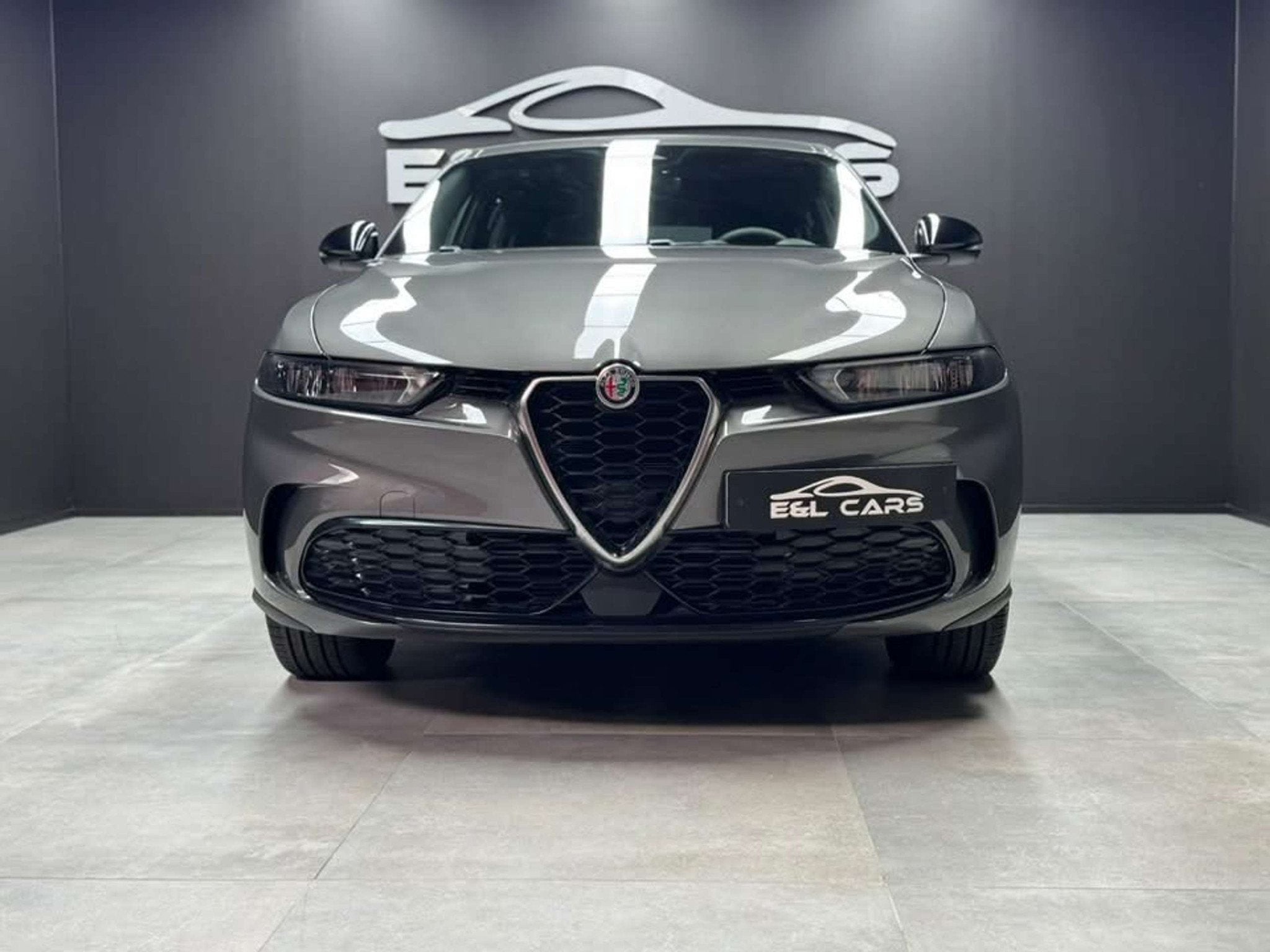 Alfa Romeo Tonale Tonale 1.6 DDCT *12 mois de garantie*, Auto's, Stof, Gebruikt, 4 cilinders, Lichtsensor