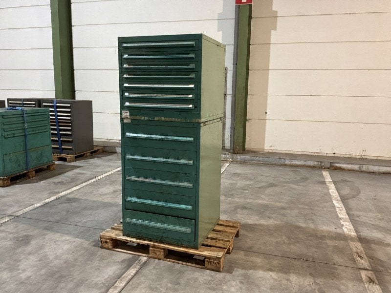 Commode industrielle en métal Lista (2 pièces)