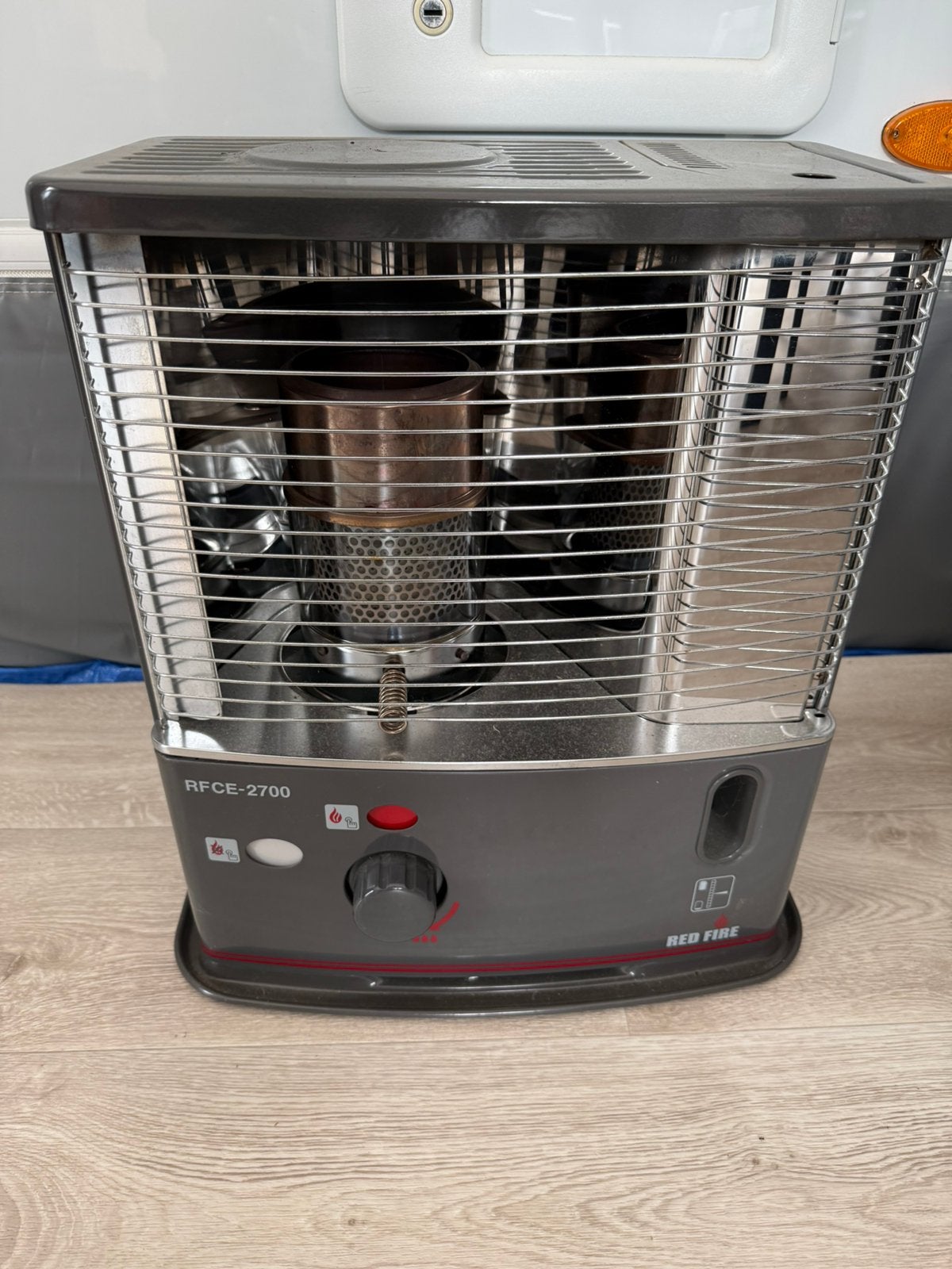 Verwarming RFCE 2700, Ophalen, Zo goed als nieuw