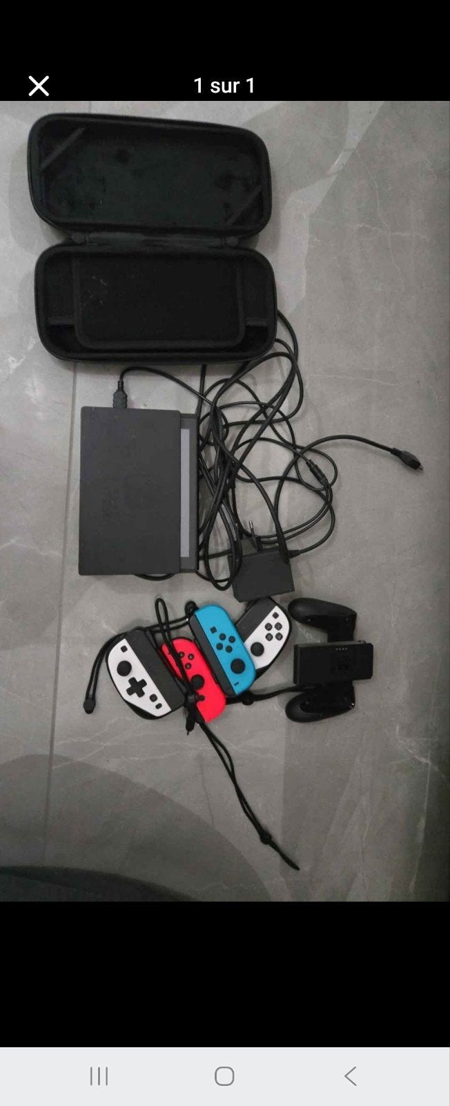 Nintendo switch avec Mario kart, Consoles de jeu & Jeux vidéo, Comme neuf, Avec 3 manettes ou plus, Enlèvement, Switch Original