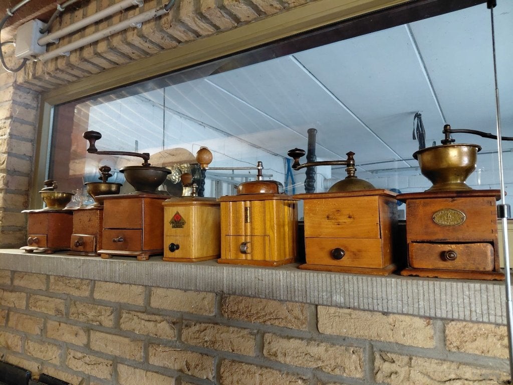 oude koffiemolens, Envoi