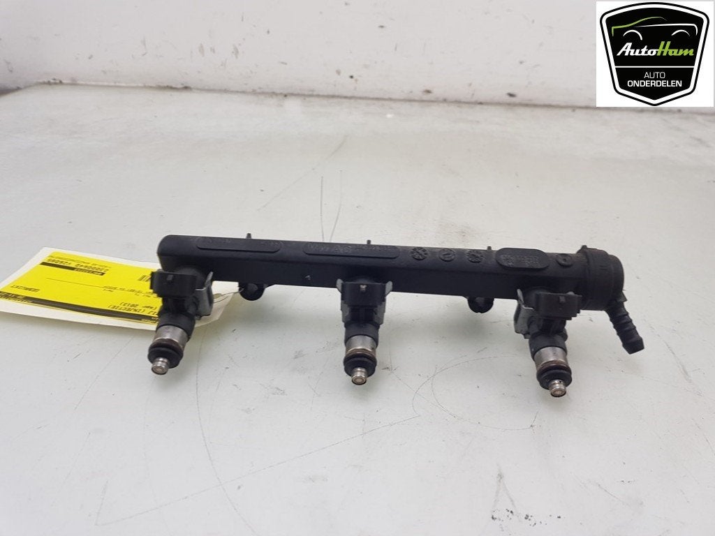 RAMPE D'INJECTION Volkswagen Up! (121) (|04C906031D|), Utilisé, Volkswagen