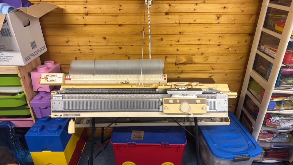 Brother brei maschien, Hobby en Vrije tijd, Breien en Haken, Ophalen, Zo goed als nieuw, Machine