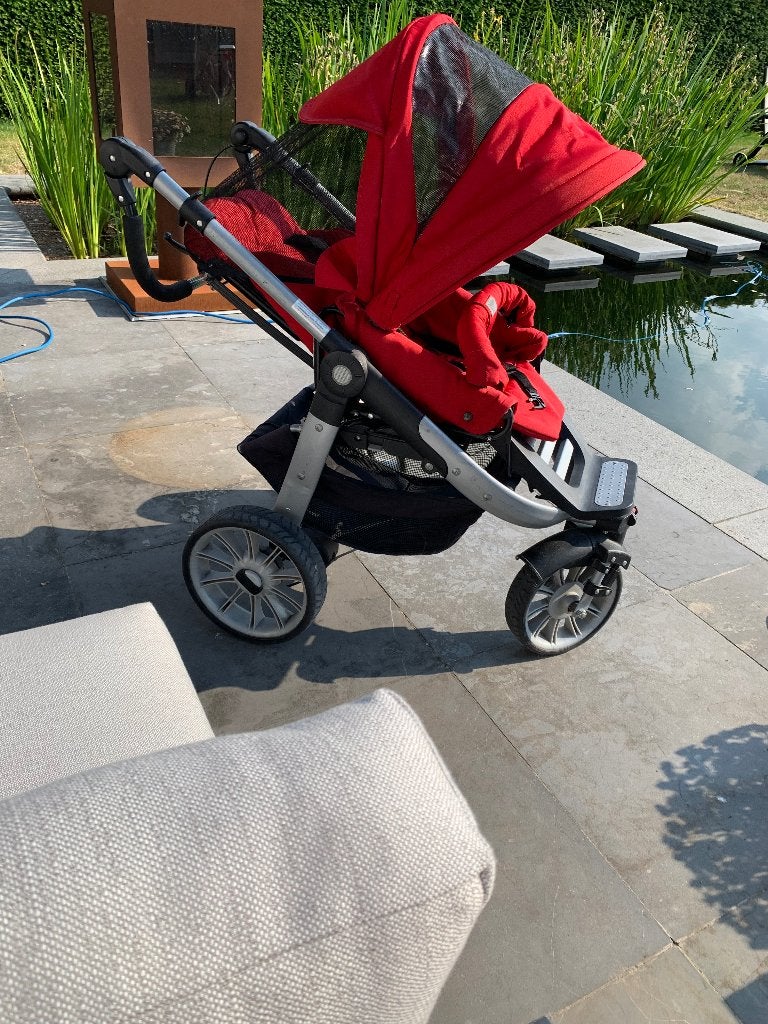 Kinderwagen buggy incl reiswieg voetenzak, paraplu..., Kinderen en Baby's, Kinderwagens en Combinaties, Luchtbanden, Zo goed als nieuw