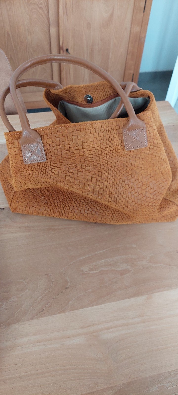 Handtas kleur cognac merk zie foto maat breedte 35cm hoogte, Ophalen of Verzenden, Handtas