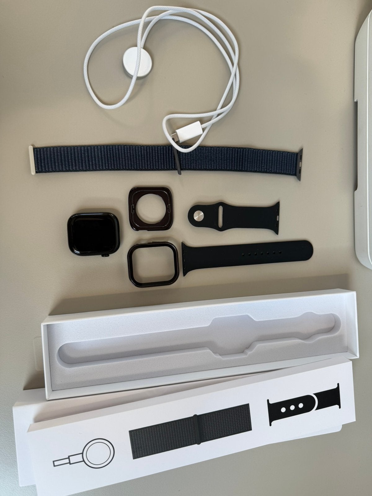 Apple watch series 10 46mm aluminium case gps + cellular, Ophalen, Conditie, Zwart, IOS