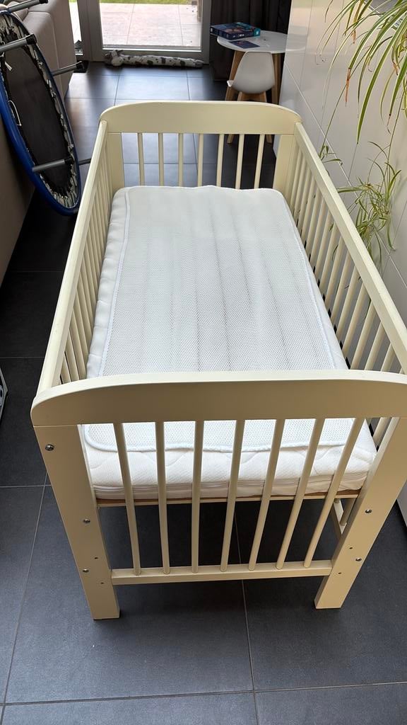Baby bed, incl aerosleep matras, Ophalen, Gebruikt, Ledikant