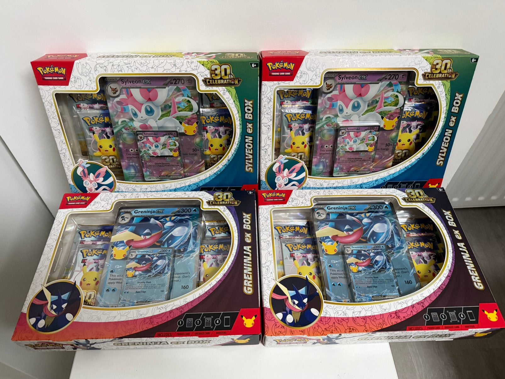 Pokémon 30th Celebration Sylveon EX & Greninja EX Box Engels, Ophalen, Nieuw, Boosterbox