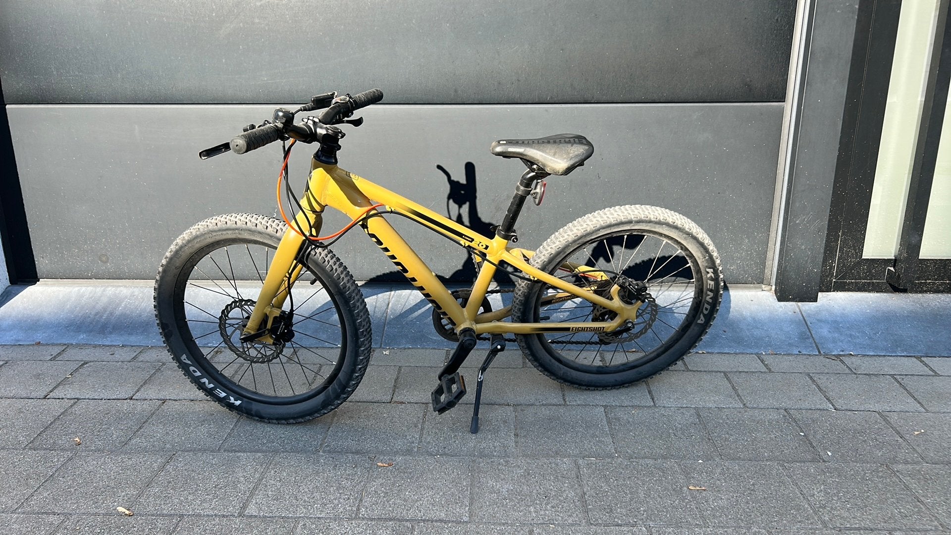 Eightshot kinderfiets met schijfremmen, Fietsen en Brommers, Ophalen, Zo goed als nieuw