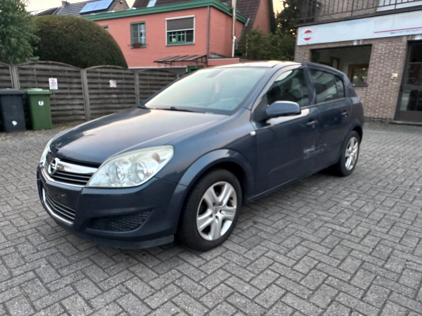 Opel Astra 1.4i van 2009 met parkeersensoren kan gekeurd, Autos, Opel, Achat, Boîte manuelle, 5 portes, Berline