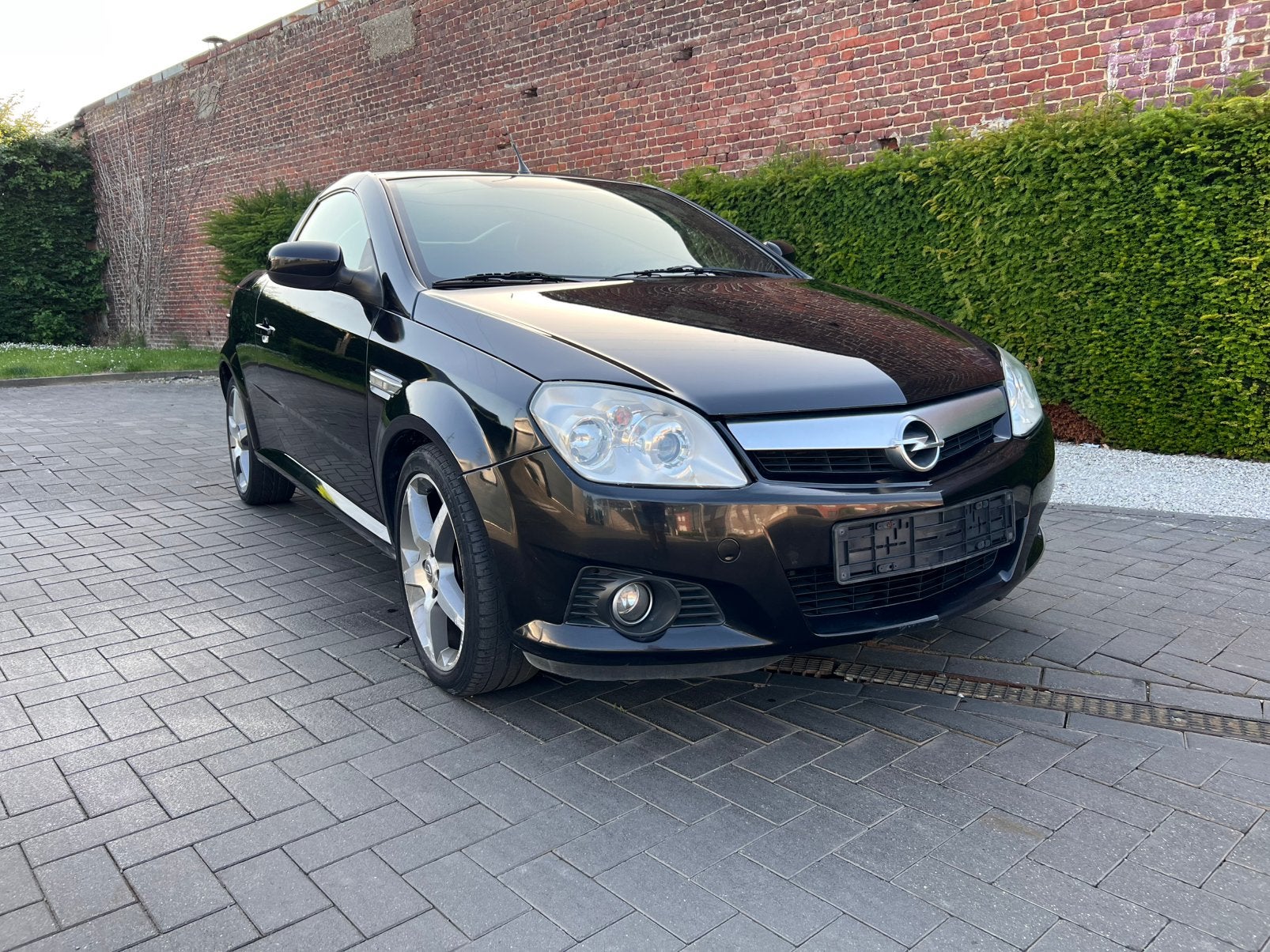 Opel Tigra 2008 benzine 89000km, Auto's, Opel, Cabriolet, Zwart, Leder, Handgeschakeld