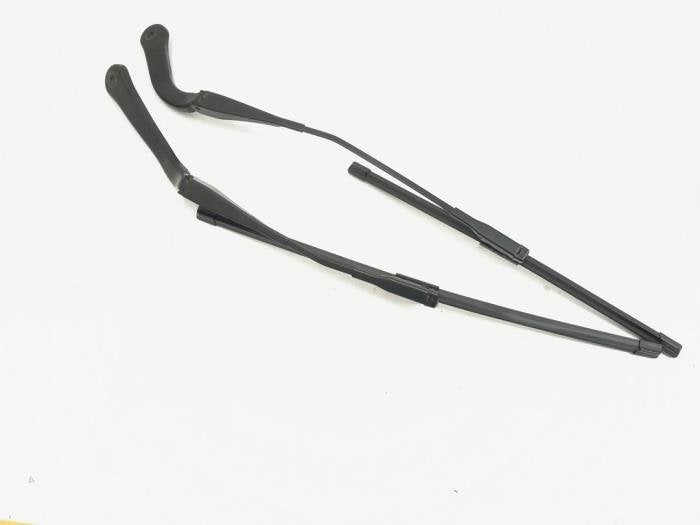 Bras essuie-glace avant d'un BMW 3-Serie, -, 3 mois de garantie, Utilisé, -