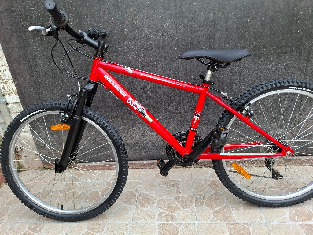 vélo vtt rockrider 24 pouce état neuf prêt a rouler, Vélos & Vélomoteurs, Vitesses, 24 pouces, Comme neuf, Enlèvement