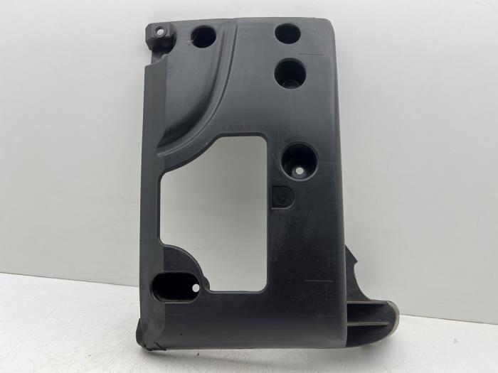 Bumpersteun links-achter van een Renault Master, Gebruikt, -, Renault, -