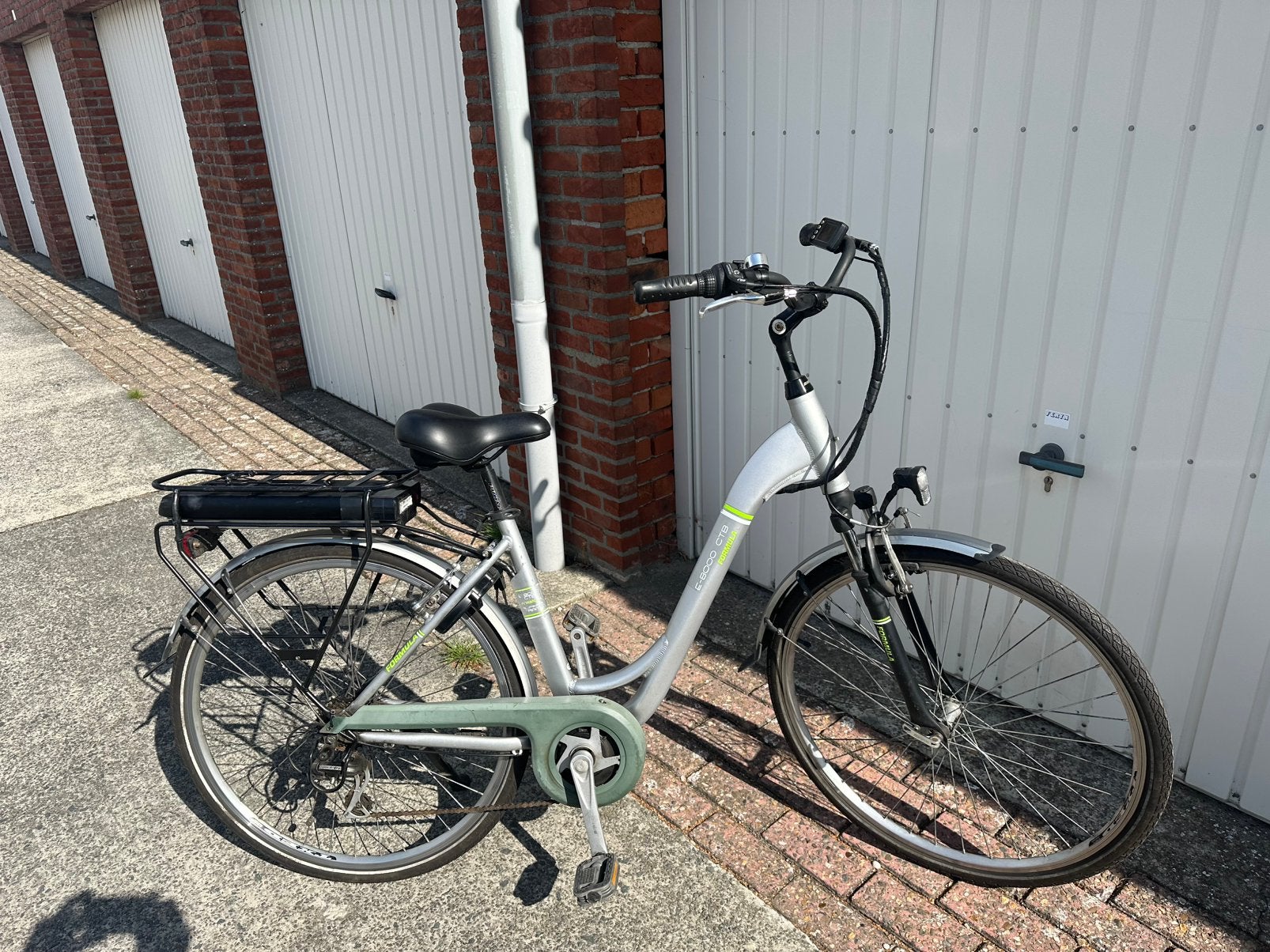 Elektrische fiets met nieuwe batterij, Ophalen, Zo goed als nieuw