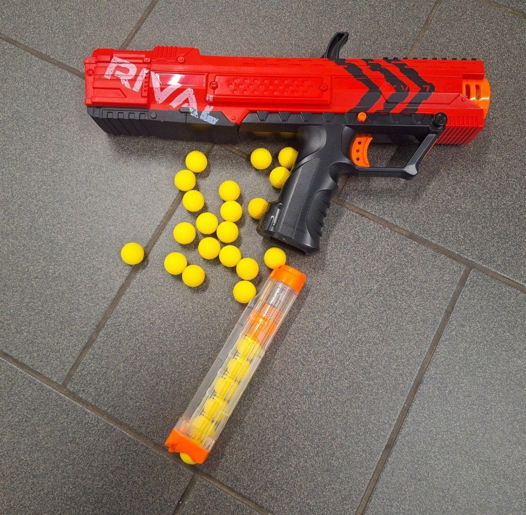 Nerf + munitions, Enlèvement