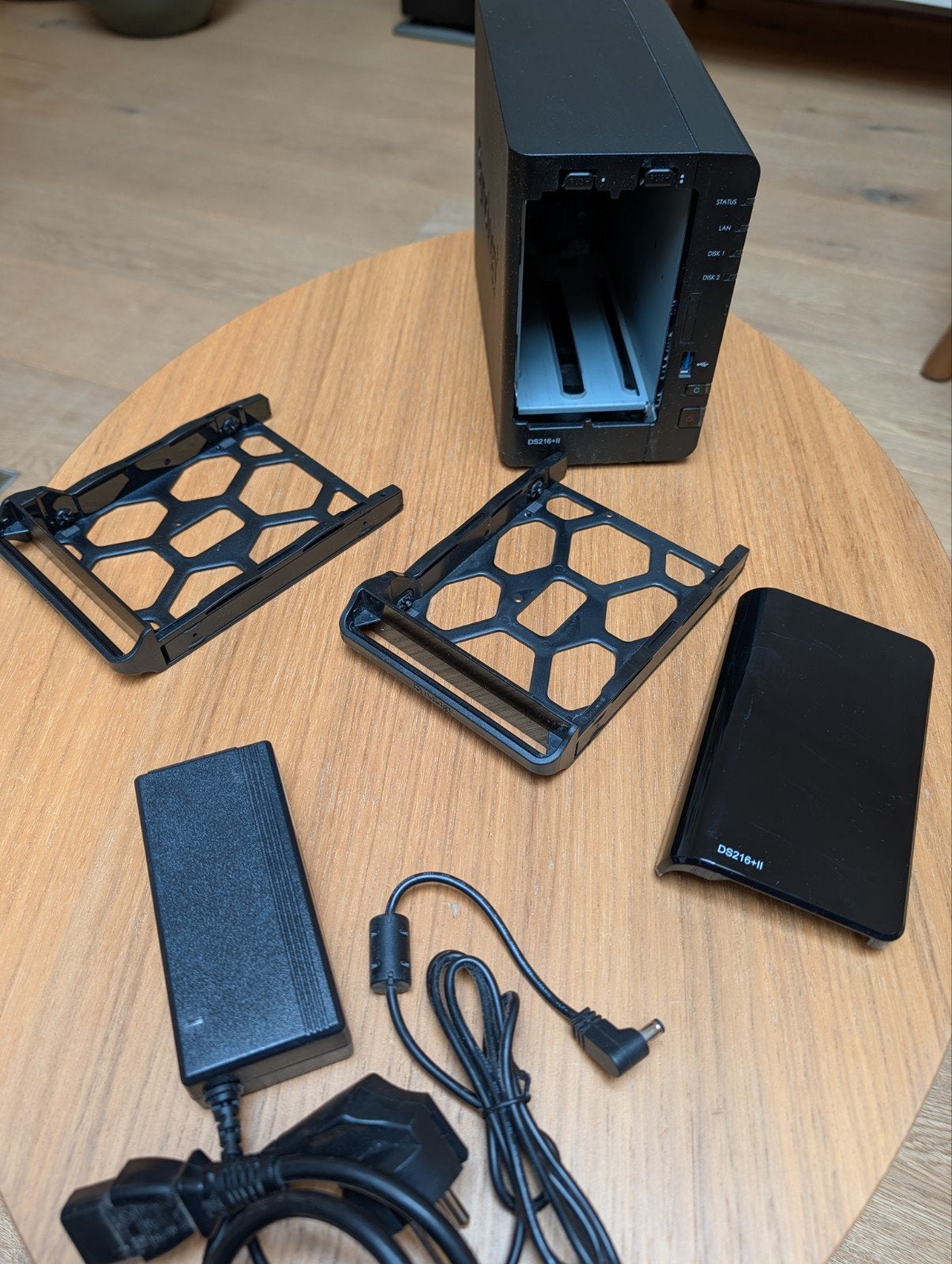Synology DS216+II, Enlèvement