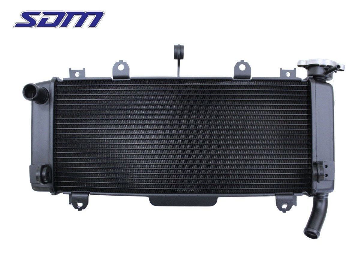 RADIATEUR Kawasaki Z 650 RS (01-2022/12-2023) (39061-0928), Motoren, Dhr. S. di Majo, Nieuw, Info@cama-motorparts.nl, P.J. Troelstraweg 8 8
3144 CX  MAASSLUIS, NL