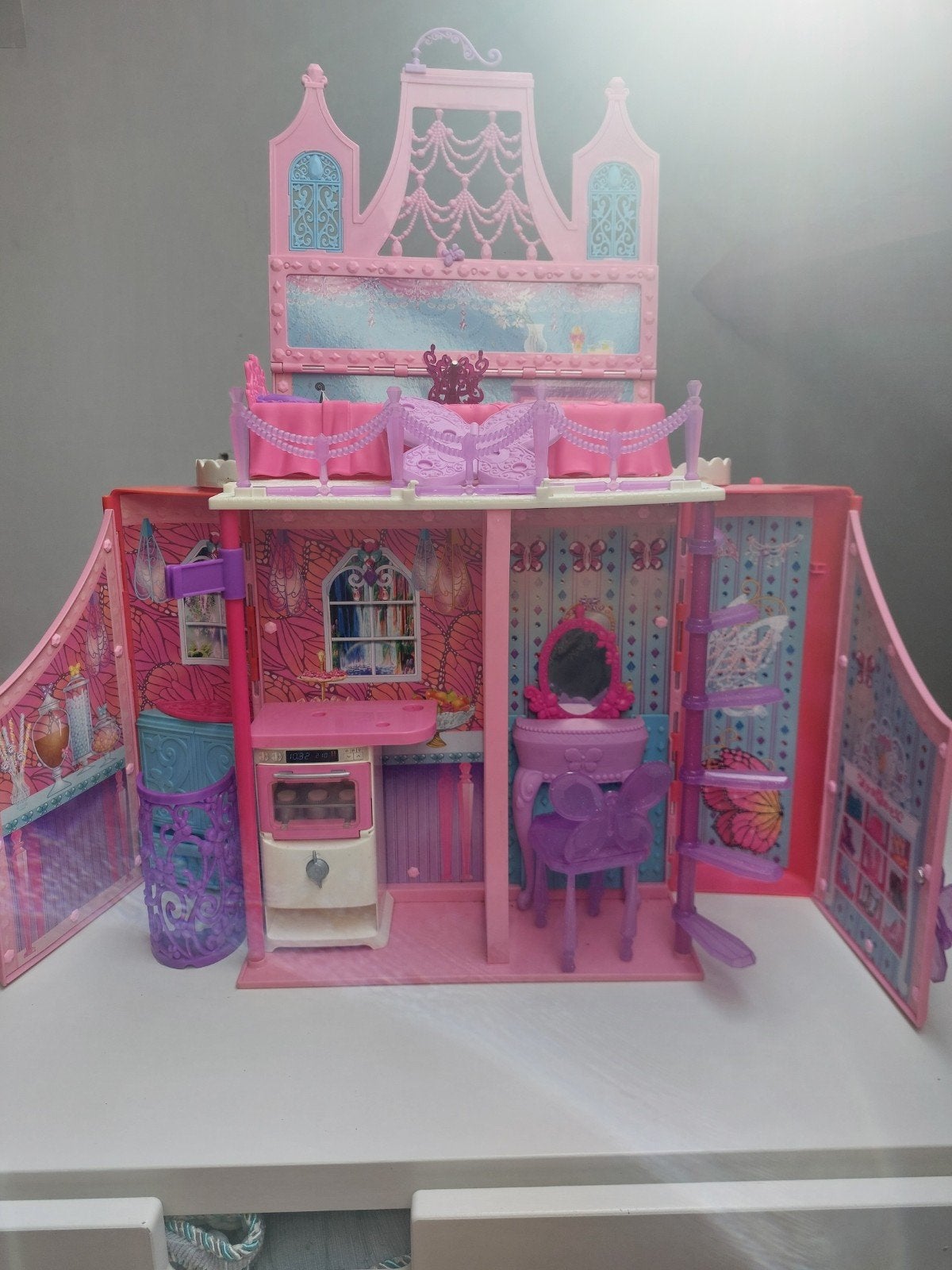 grote barbieverzameling, Kinderen en Baby's, Ophalen of Verzenden, Zo goed als nieuw, Poppenhuis