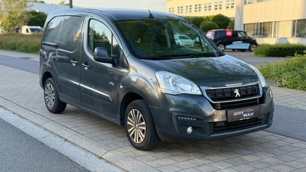 Garantie Peugeot Partner 1.6 hdi/ 3 places/GPS/12 M, Euro 5, Achat, 6 portes, Entreprise
