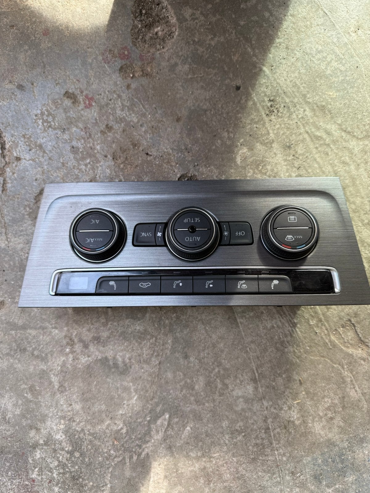 Climtronic golf 7 + cache autoradio, Autos : Pièces & Accessoires, Enlèvement ou Envoi