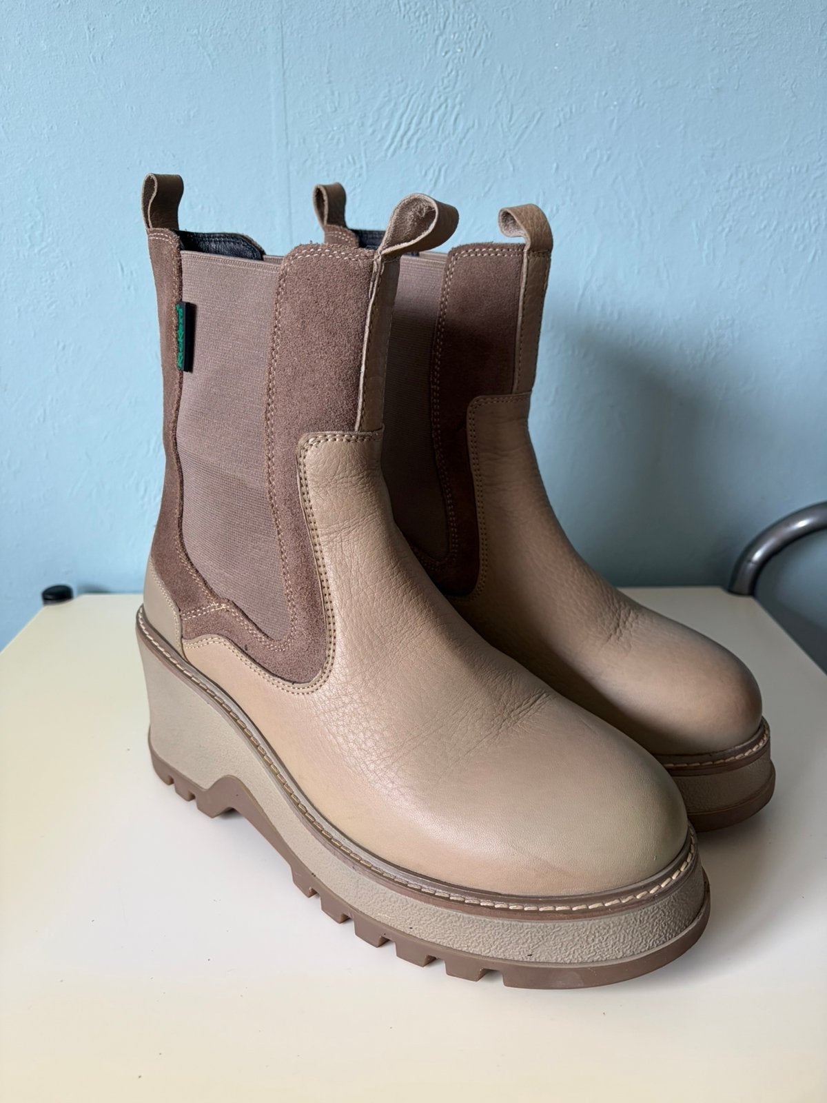 Kickers taille 38, Enlèvement ou Envoi, Comme neuf