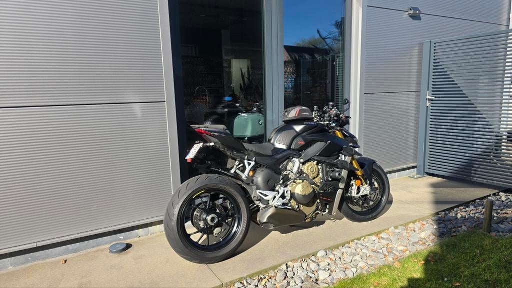 Duc SF V4S als nieuw vol opties (zie lijst), dealer onderh., Motoren, Motoren | Ducati, Particulier, Handgeschakeld, Handvatverwarming