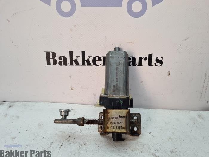 Moteur siège d'un Audi Q7, -, -, 3 mois de garantie, Audi