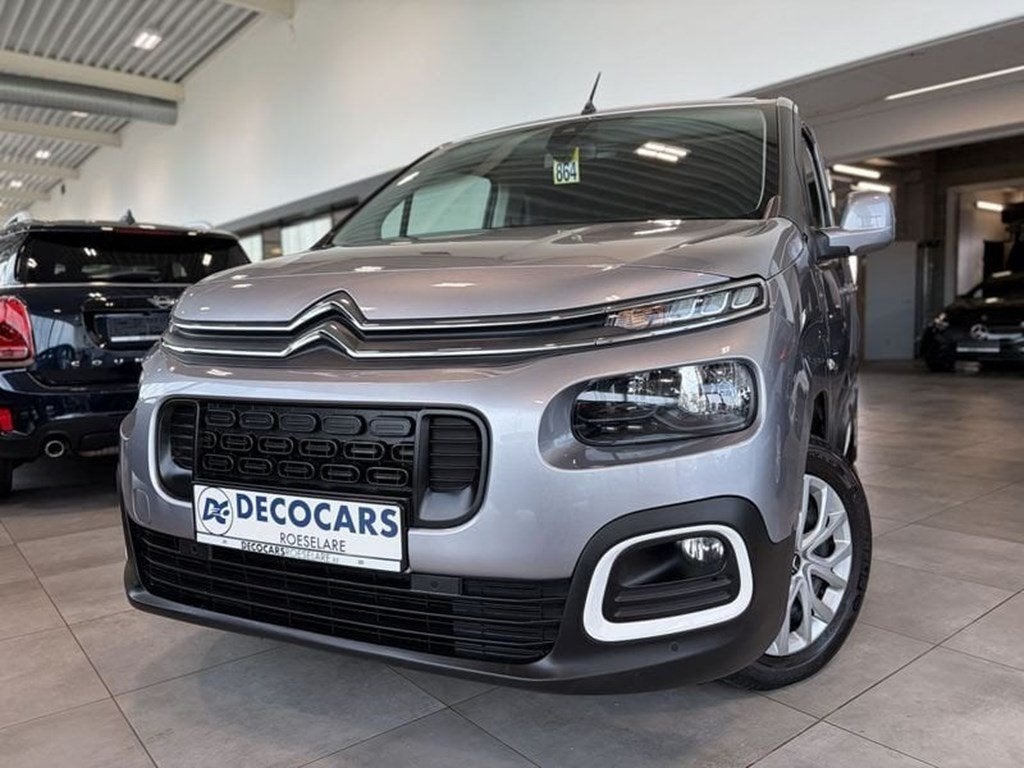 Citroen Berlingo Automaat / Lengte 2 / Trekhaak / Camera /, Automaat, Monovolume, Berlingo, 5 zetels