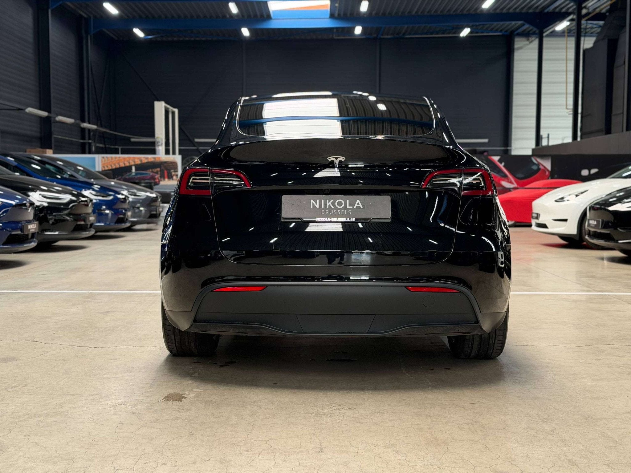 Tesla Model Y HARDWARE 4 - RWD - FSD READY - PREMIUM - LOW M, Autos, Cuir, 299 ch, Achat, Entreprise