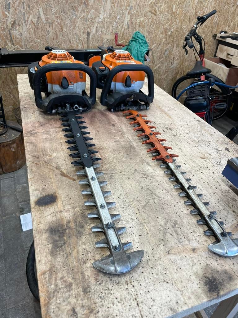 Stihl hs 81T en stihl hs82R, Tuin en Terras, Ophalen, Zo goed als nieuw, Benzine