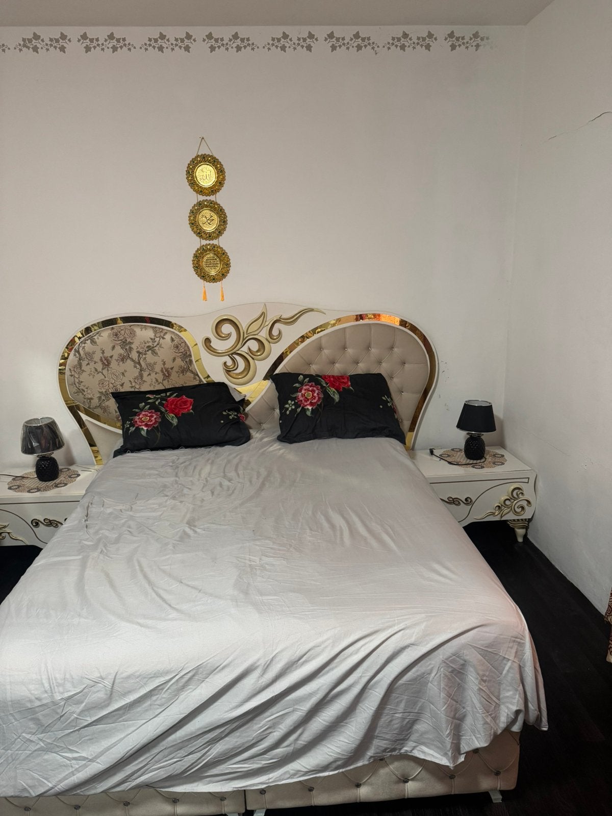 Luxe Complete Slaapkamerset, Grote Schuifdeurkast & Kaptafel, Ophalen, Zo goed als nieuw, Crème