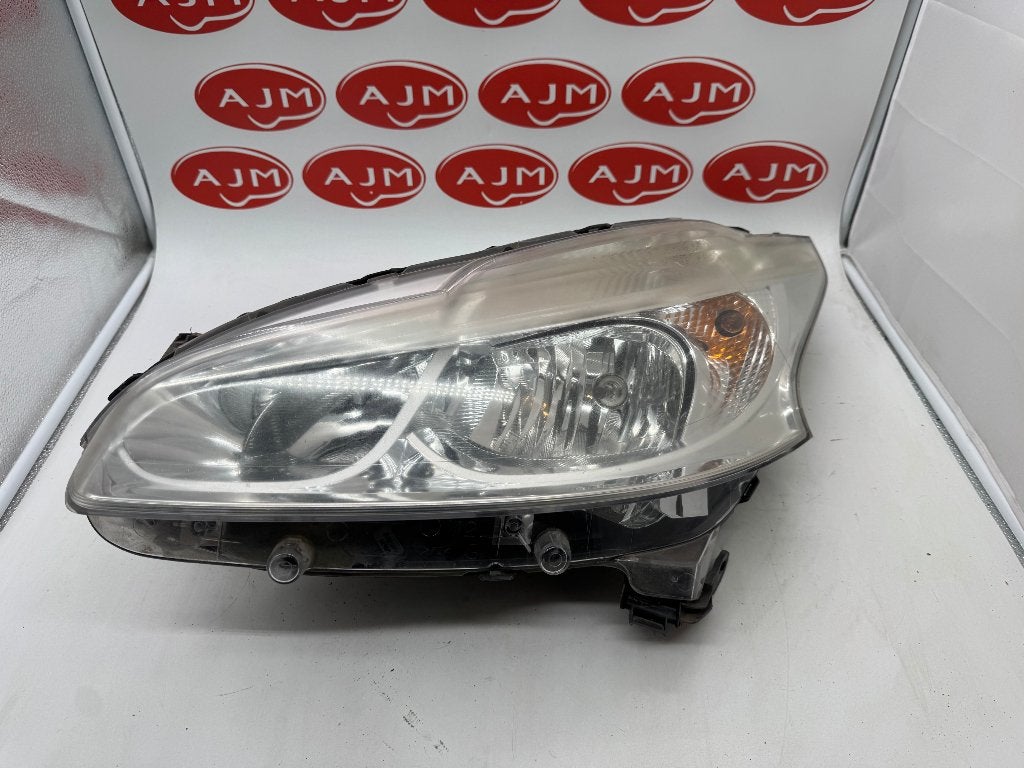 Phare avant gauche Peugeot 208 2015-2020, Autos : Pièces & Accessoires, Enlèvement, Utilisé, Peugeot