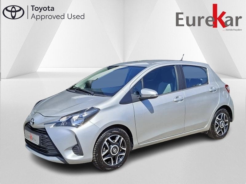 Toyota Yaris Connect BOITE AUTO, Autos, Toyota, Argent ou Gris, Achat, 1496 cm³, Noir