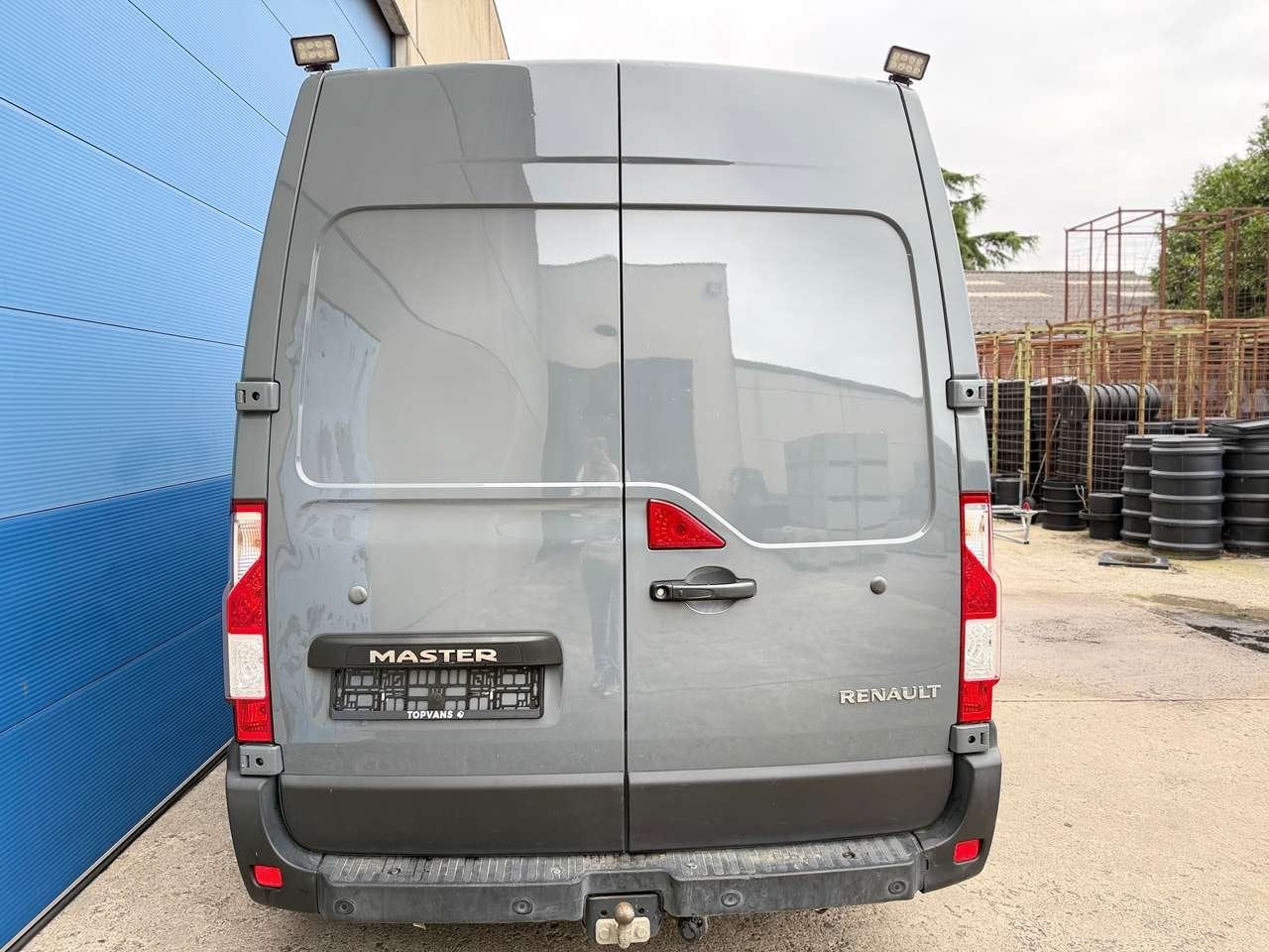 Renault Master 2.3 CDi L2H2 - 180pk - Automaat - Trekhaak (, 179 pk, 2299 cc, Bedrijf, Diesel