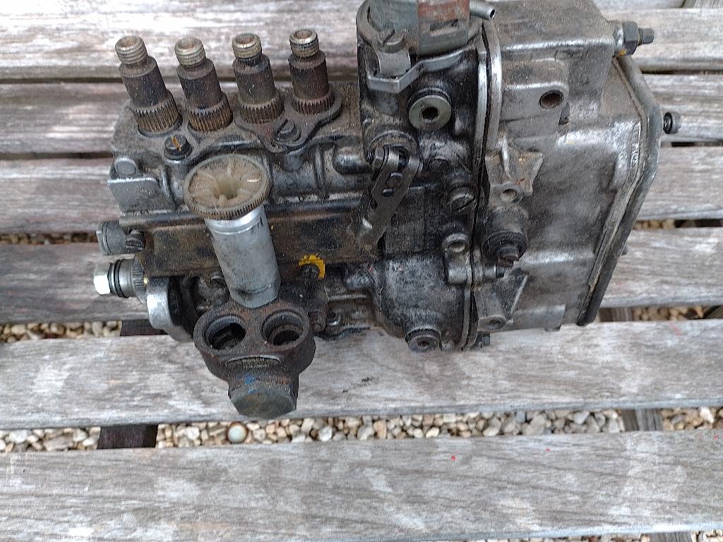 brandstofpomp Mercedes 123 /240d, Enlèvement, Utilisé