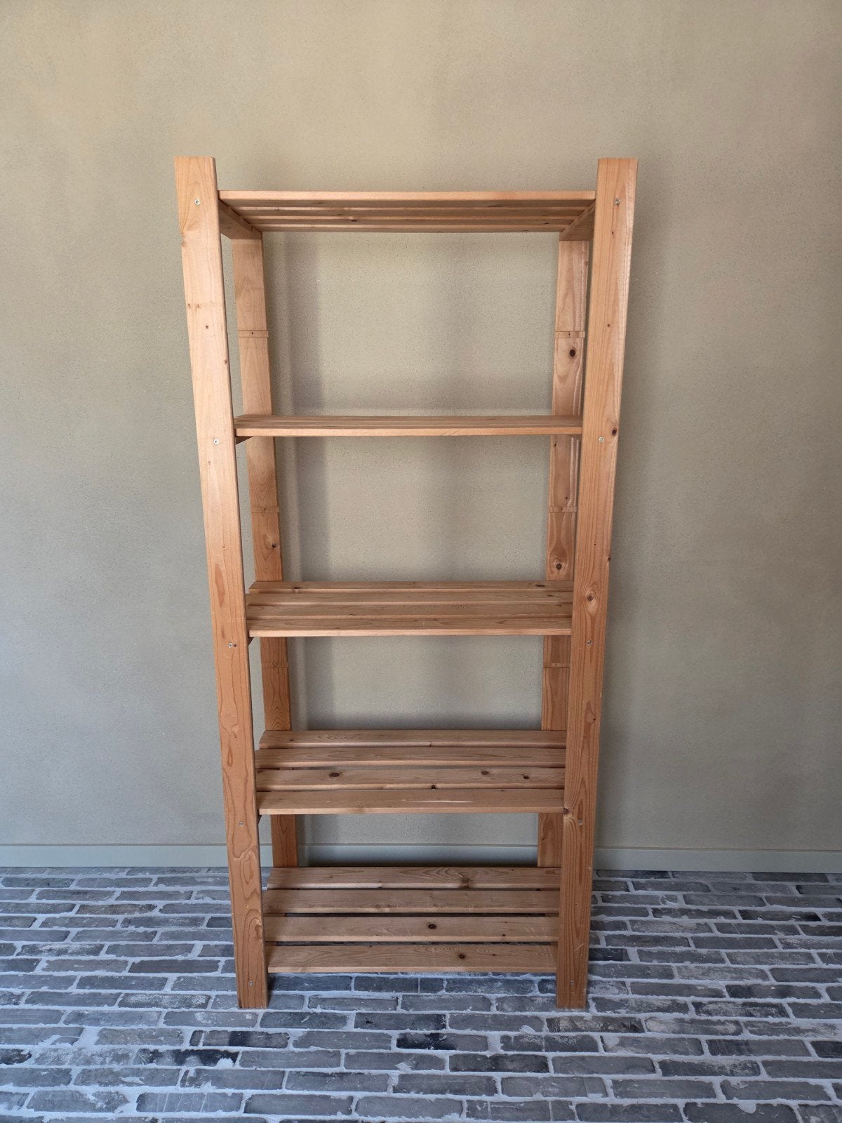 Houten rek, Ophalen
