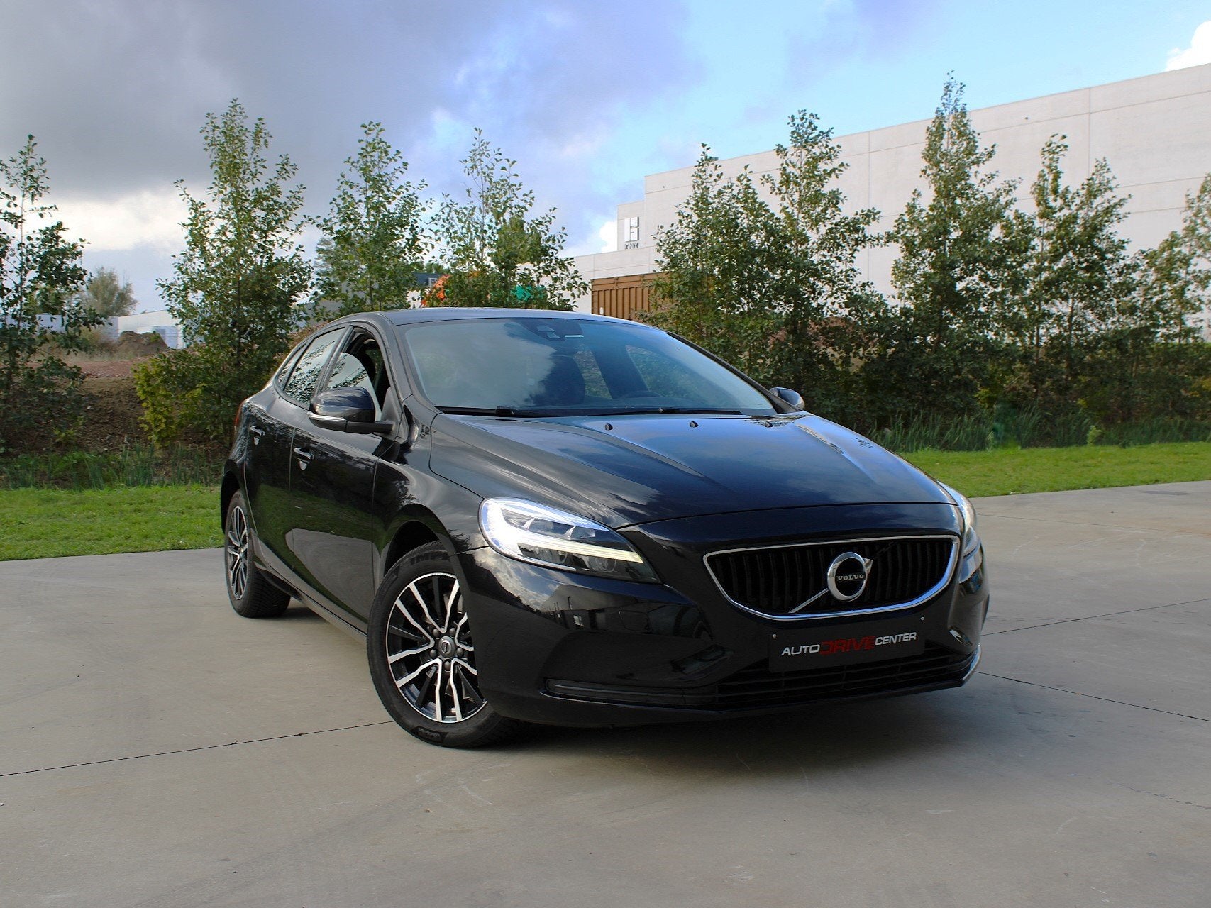 Volvo V40 D2 * 2.0d * Automaat * Navigatie * Cruise * PDC, Autos, 118 g/km, Achat, Euro 6, Entreprise