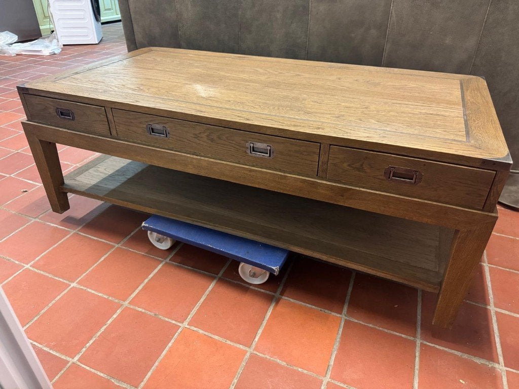SALONTAFEL Eichholtz Military SMOKED OAK 140 x 70, Ophalen, Gebruikt, 100 tot 150 cm, Koloniaal