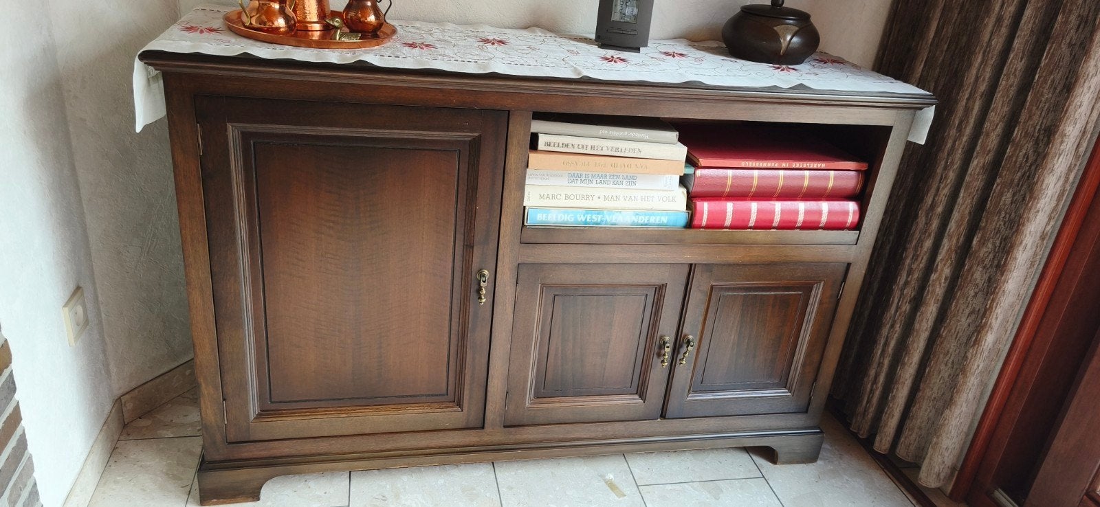 boekenkast/ TV meubel, Ophalen
