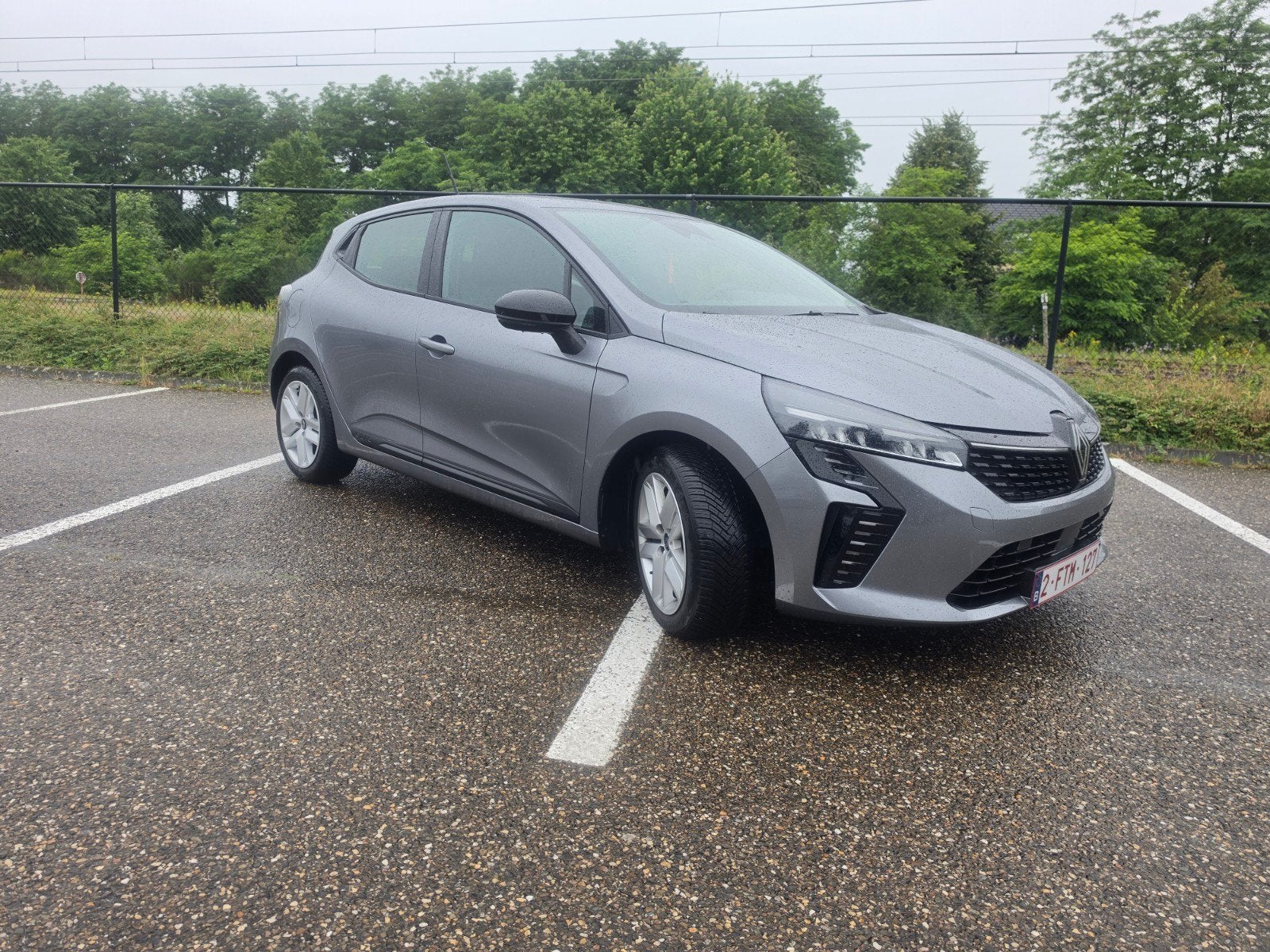 Renault Clio Evolution TCe 90 – 08/2024 – Slechts 28.423 km, Auto's, Renault, Euro 6, Bedrijf, Navigatiesysteem, Te koop