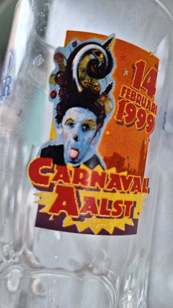 bierglazen carnaval aalst 1999, Enlèvement, Neuf