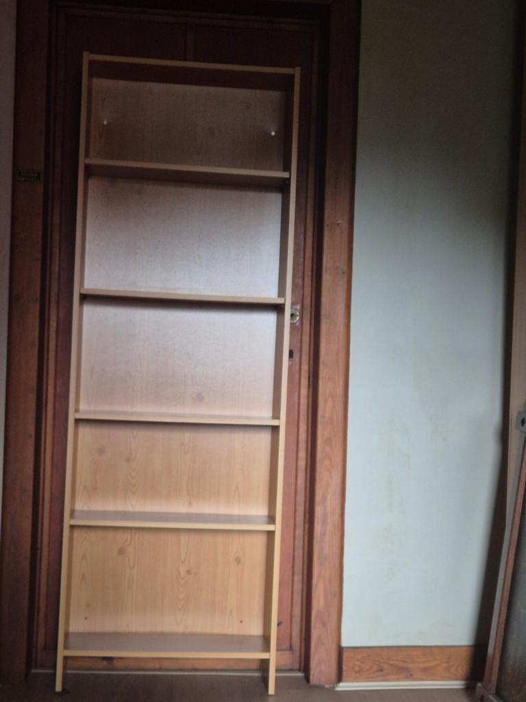 Boekenkast of andere, Ophalen