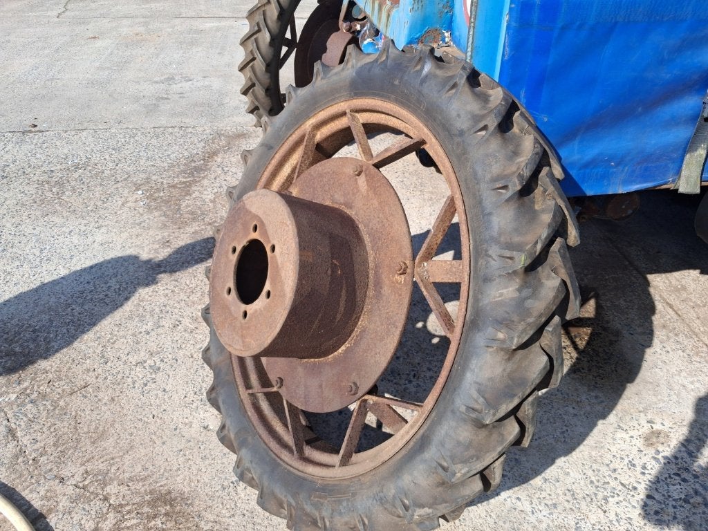 tractorbanden, Zakelijke goederen, Ophalen