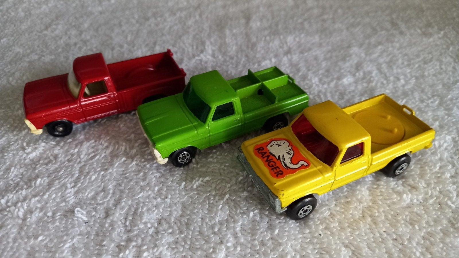 3x Matchbox, Hobby en Vrije tijd, Modelauto's | 1:87, Ophalen of Verzenden, Matchbox