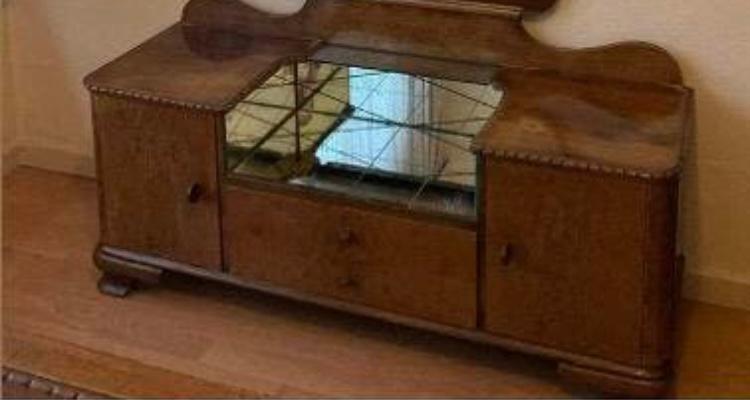 Vintage kap-/opmaak/toilettafel 1947, Gebruikt, 100 tot 150 cm, 25 tot 50 cm, Met deur(en)