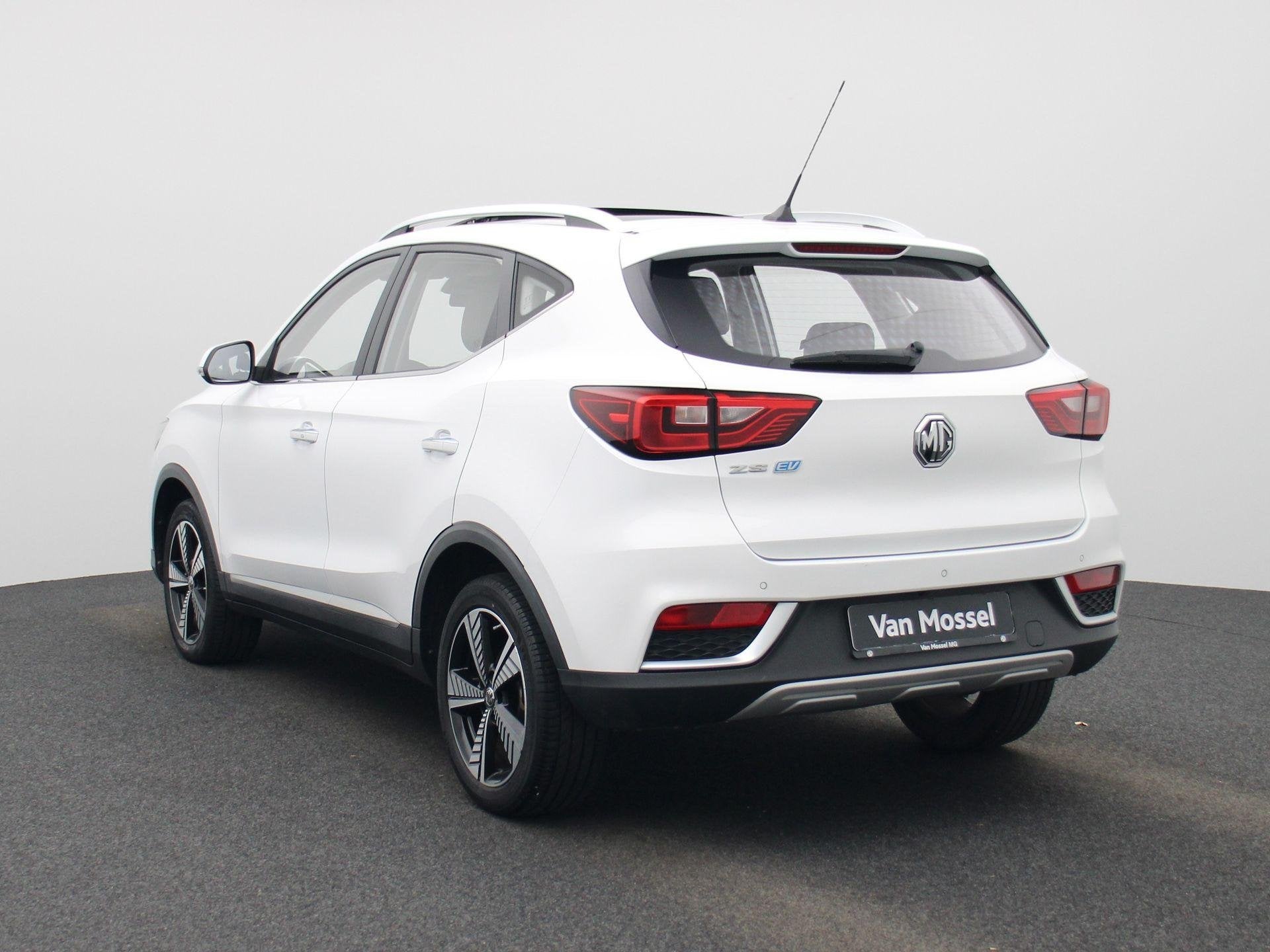 MG MG ZS EV Luxury 45 kWh Pano DAK | LEDER | CAMERA | NAVI, Auto's, 45 kWh, Gebruikt, Verwarmde buitenspiegels, ZS