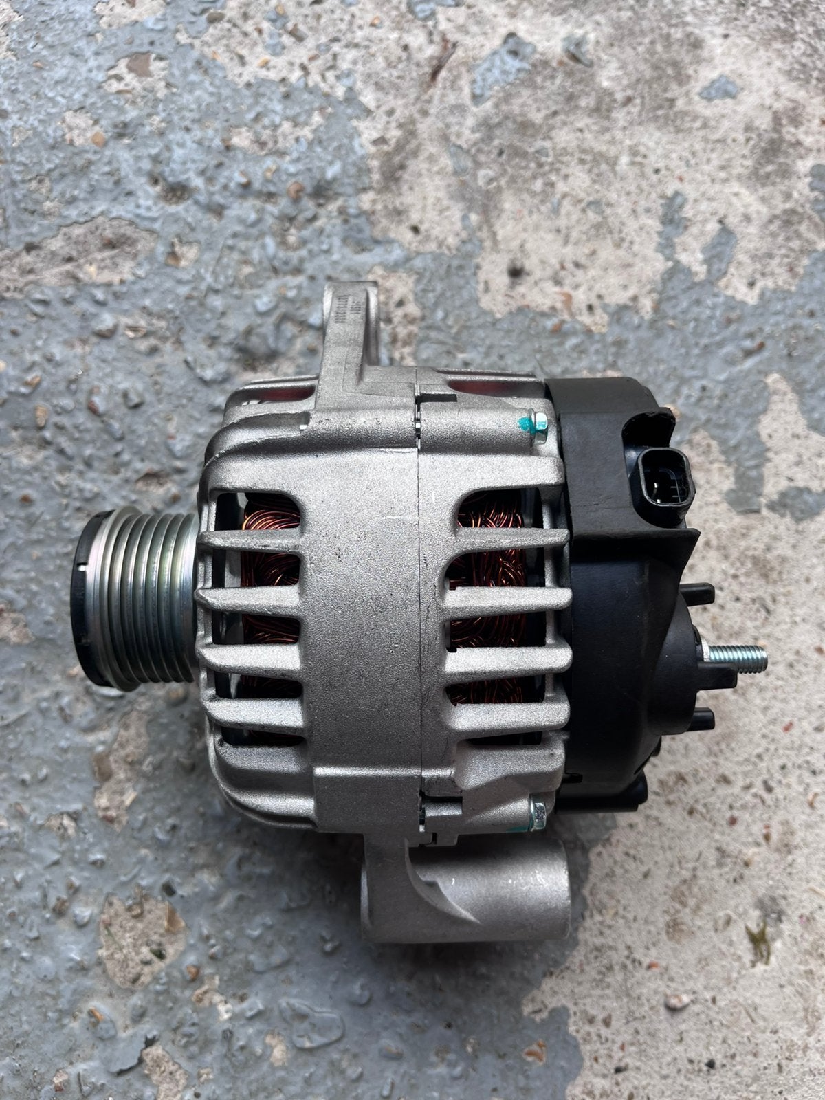 Febi Dynamo / Alternator 12V 140A, Auto-onderdelen, Ophalen of Verzenden, Gebruikt, Opel