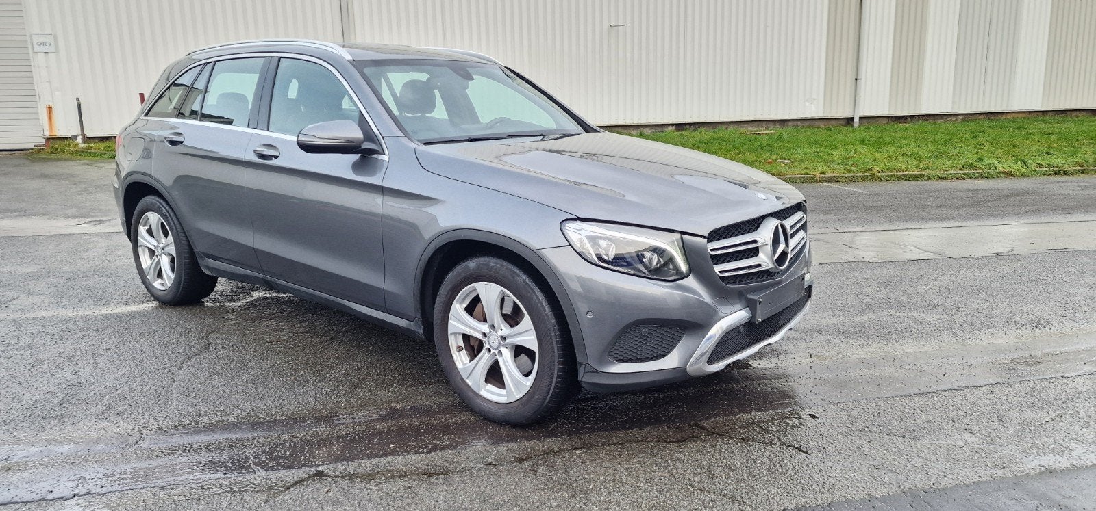 Mercedes-Benz GLC 220 4Matic Automaat Euro 6 2015, Autos, Mercedes-Benz, Cuir, Argent ou Gris, Entreprise, Noir